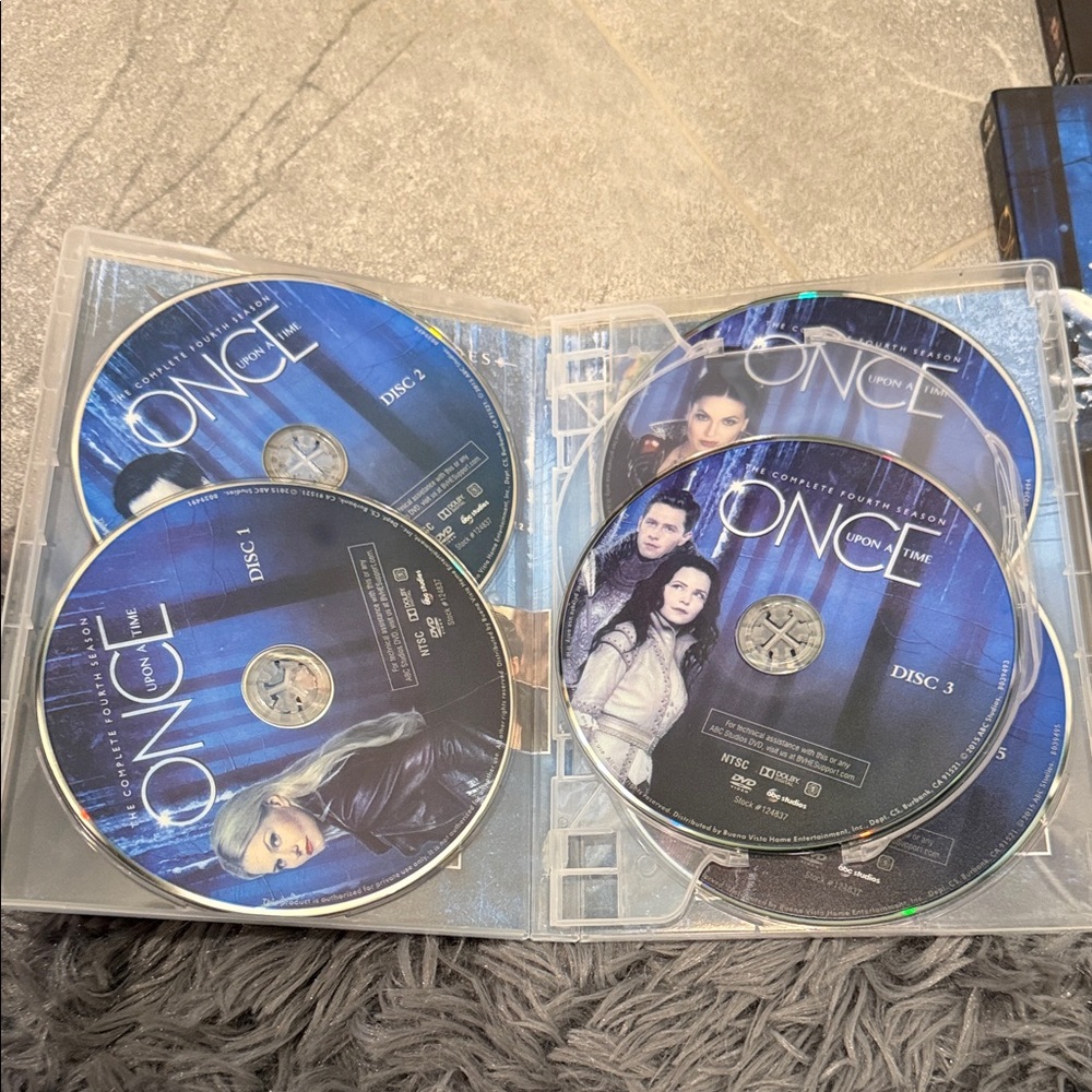 Once Upon a Time DVD Box Set - Complete Seasons (Set of 5) - Picture 5 of 10